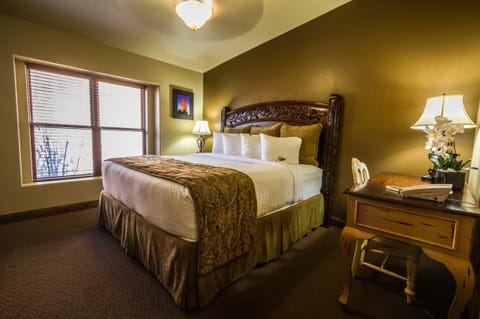 Bedroom. Interior and views may vary based on location and availability.