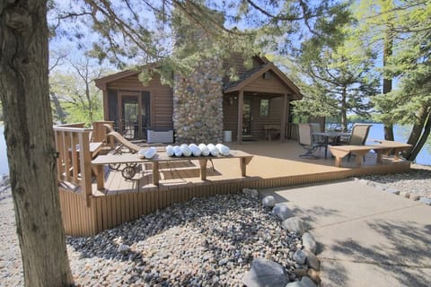 Welcome to Lighthouse Point Cabin!