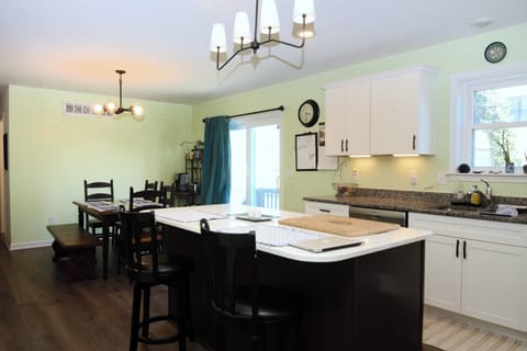 Kitchen- Plenty of Storage and Counter Space