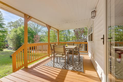 West Blocton Vacation Rental | 2BR | 1BA | 1,200 Sq Ft