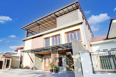 Holiday Home Exterior [summer]
