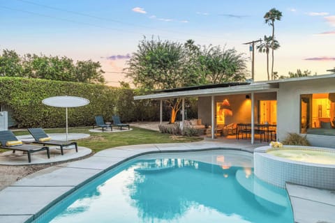Pool/Backyard | Meiselman in Palm Springs, California by Luxus Vacation Properties