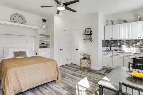 Bonita Vacation Rental | Studio | 1BA | 240 Sq Ft