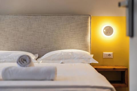 Bedroom details
