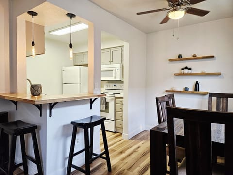 Kitchen/Dining