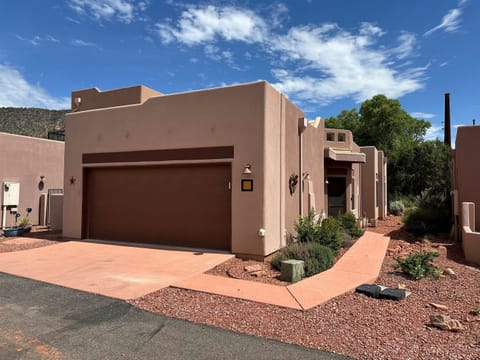 Welcome to Makin' Memories Sedona!