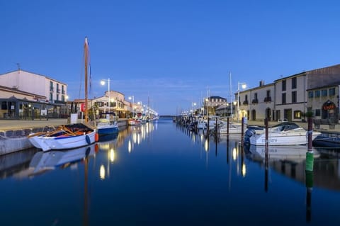 Marina