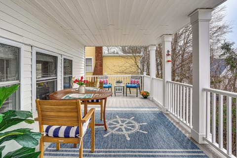 Gloucester Vacation Rental | Studio | 1BA | 450 Sq Ft