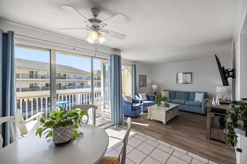 Sandpiper Cove 2044