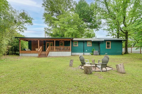 Eagletown Vacation Rental | 3BR | 2BA | 1,448 Sq Ft