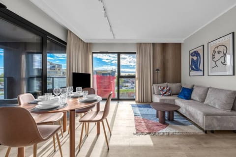 Beautiful Apartment with Air Conditioning, Balcony and Parking | Book Now with RENTUJEMY.COM