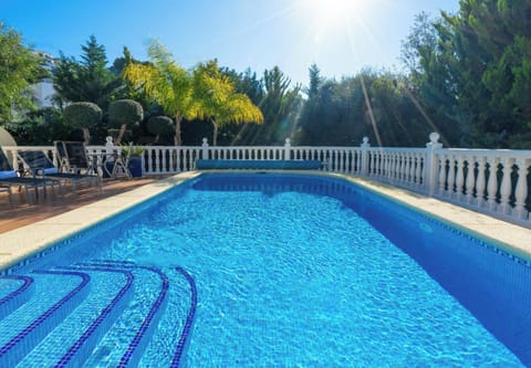 Pool Indoor