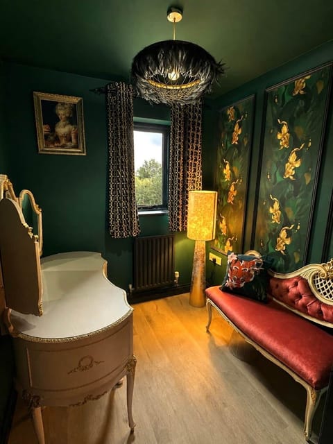 Powder Room-1