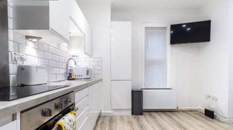 Flat 2 - Kitchen
