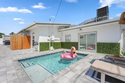 Heated Pool Available – Enjoy year-round swimming (additional fee may apply)
