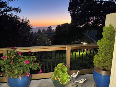Fantastic San Francisco Bay views and a huge deck