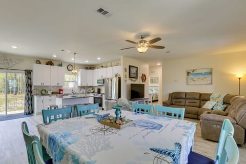 Eastpoint Vacation Rental | 3BR | 2BA | 1,400 Sq Ft