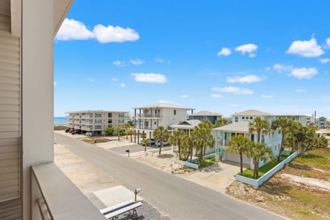 Only steps to the beach with a Coastal view to enjoy!