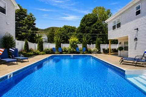 Enjoy the Private Heated Pool