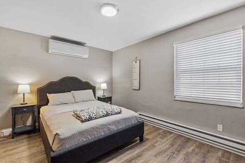 Queen bedroom — mini-split heating + cooling