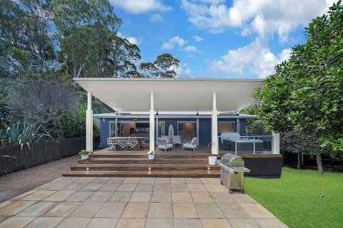 Front exterior & entrance deck
