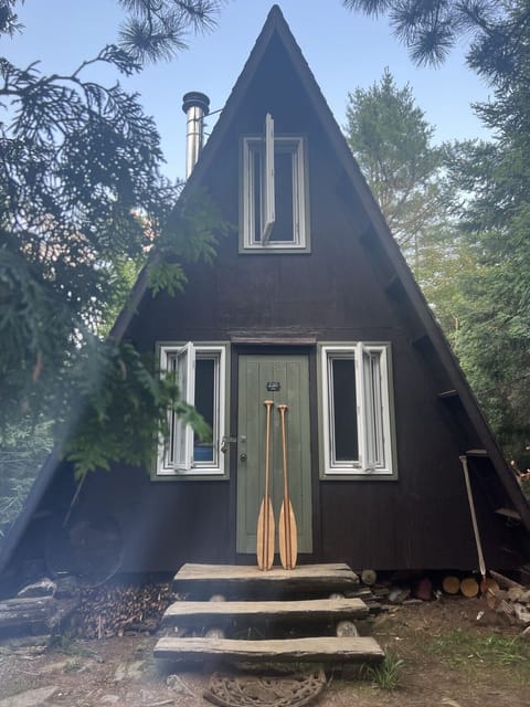 Welcome to the perfect cabin in the woods.