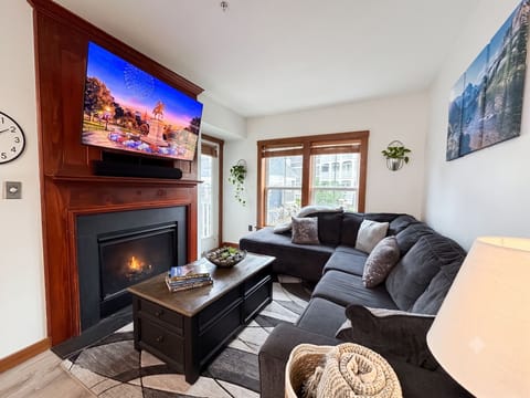Cozy Living Room with Gas Fireplace & Flat-Screen TV