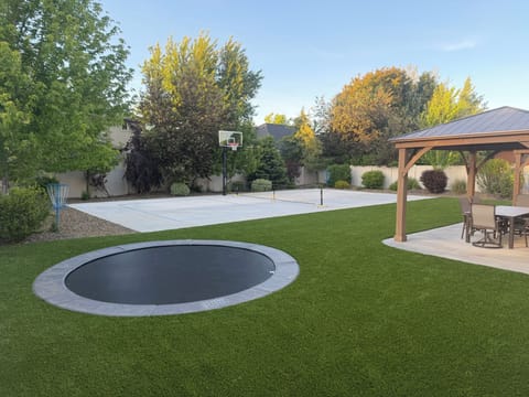 Sport court