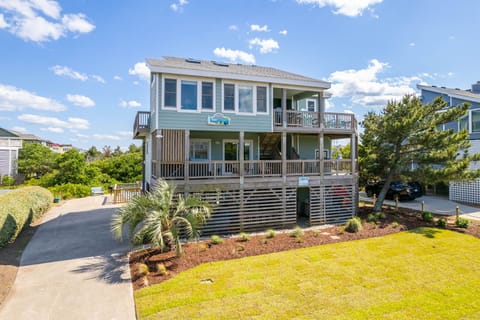 Only 55 Steps or a 30 Second Walk to the private resort Beach Access.