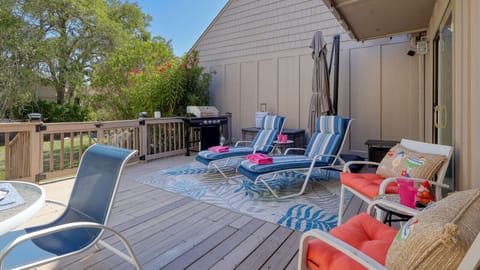 Spacious Deck for Dining and Lounging, Steps to Queen`s Grant Pool