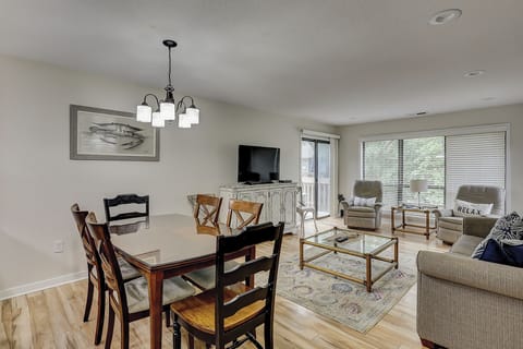 Living and Dining Area