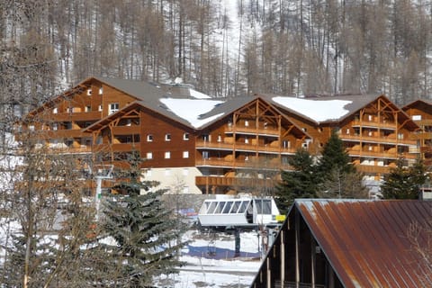 Holiday Home Exterior [winter]