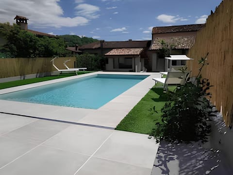 Swimming Pool, Composite Material, Concrete, Estate, Backyard, Yard, Shade, Landscaping, Courtyard, Villa