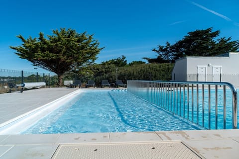 Holiday Home Swimming Pool