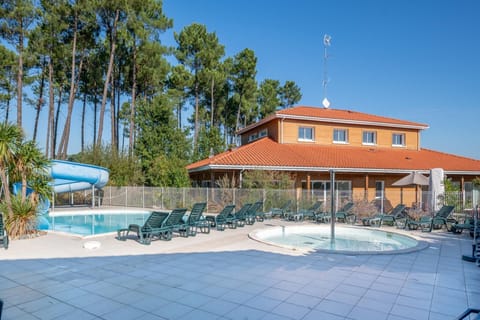 Holiday Home Swimming Pool