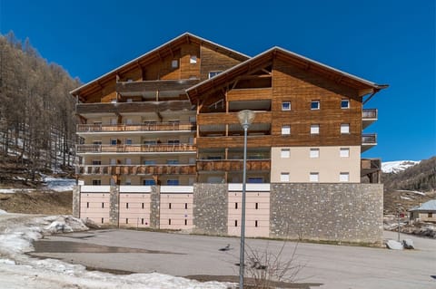 Holiday Home Exterior [winter]