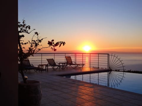 Sunrise by the pool