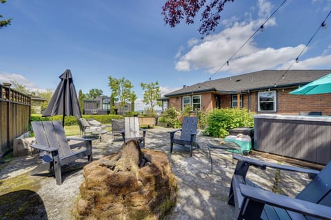 Seattle Vacation Rental | 3BR | 2BA | 2,200 Sq Ft