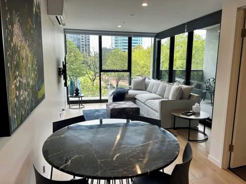 Dining table for 4, clean open space with the lovely view of Glebe Park