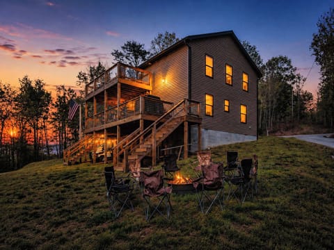 Welcome to the Mammoth Lake House!