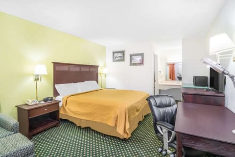 Bedroom. Interior and views may vary based on location and availability.