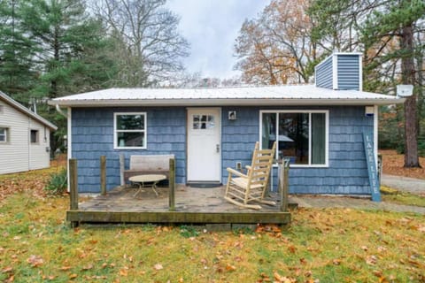 Exterior of Cabin #7 Front