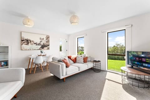 Modern comfy lounge