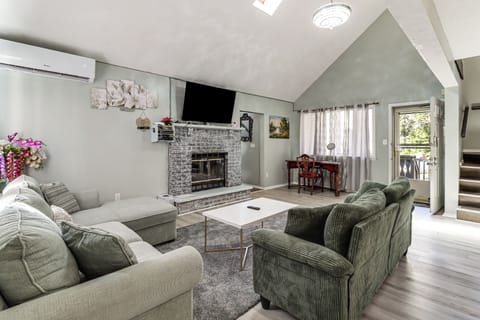 Tobyhanna Vacation Rental | 4BR | 3BA | 1,600 Sq Ft | Stairs Required