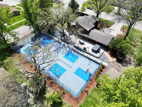 Sport court