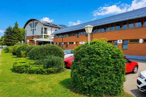 Hotel Exterior [summer]