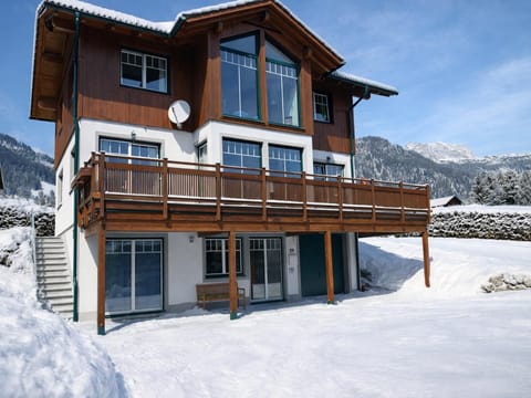 Holiday Home Exterior [winter]