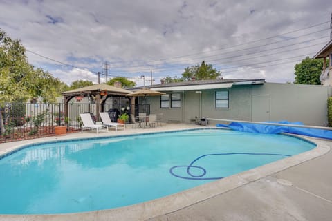 Anaheim Vacation Rental | 3BR | 2BA | 1,300 Sq Ft | 1 Step to Enter