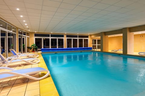 Holiday Home Swimming Pool