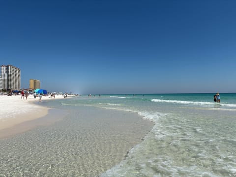 Pensacola has some beautiful beaches!